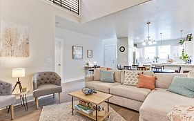Cheerful, Roomy 3Bd Townhome In Lehi, Sleeps 7+ !